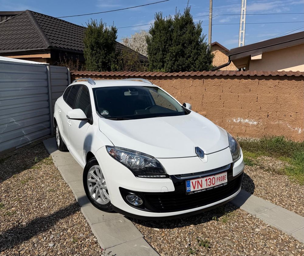 Renault Megane III [2008 - 2016] ENERGY dCi 110 Start & Stop Dynamique 2013