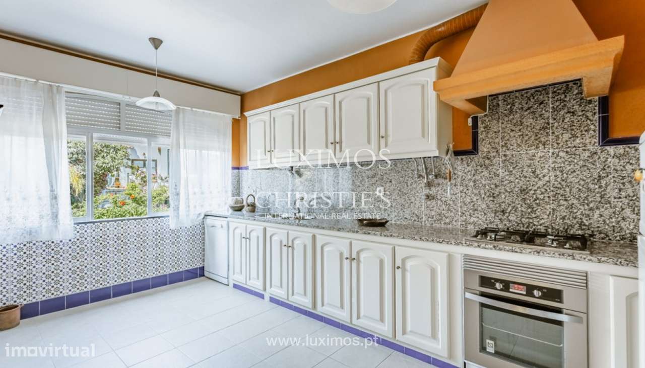 Moradia com garagem para venda em Lagos, Algarve - Grande imagem: 4/17