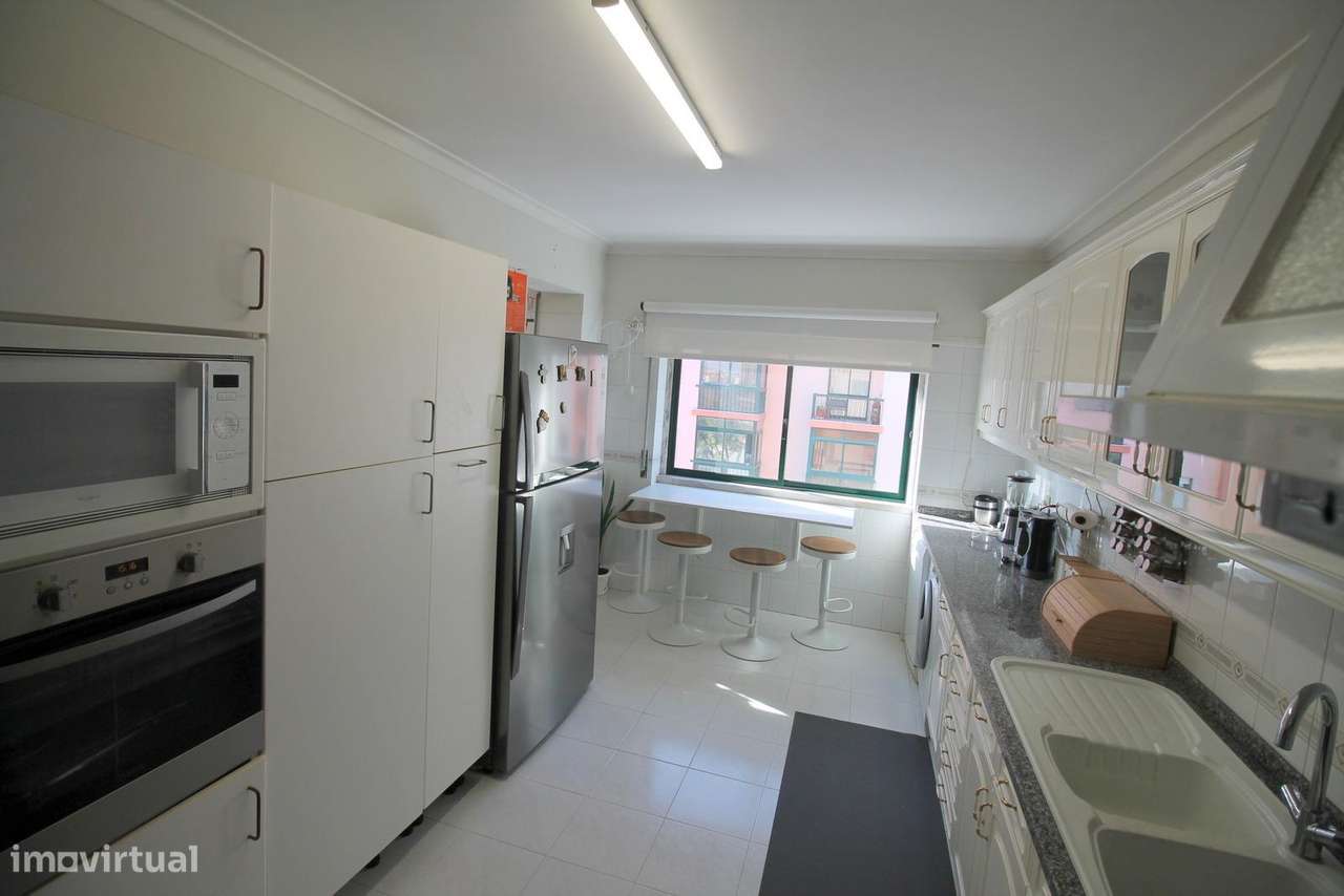 Apartamento T3 Vale Flores Mem Martins-7