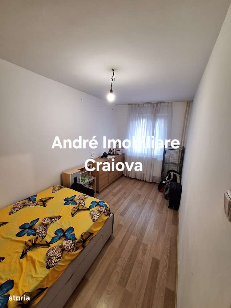 Apartament 3 camere semidecomandate în Craiovița Nouă, parter - Imagine principală: 2/9