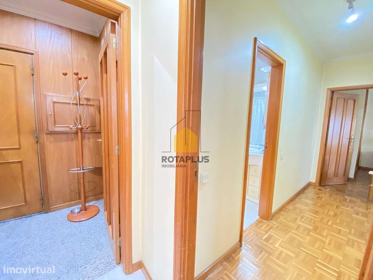 Apartamento T2 Urb. dos Altos-6