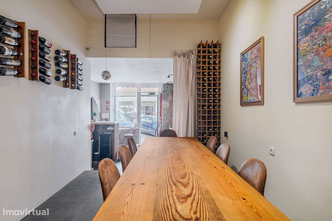 Garrafeira, mercearia para trespasse na Rua Tenente Ferreira Durão-10