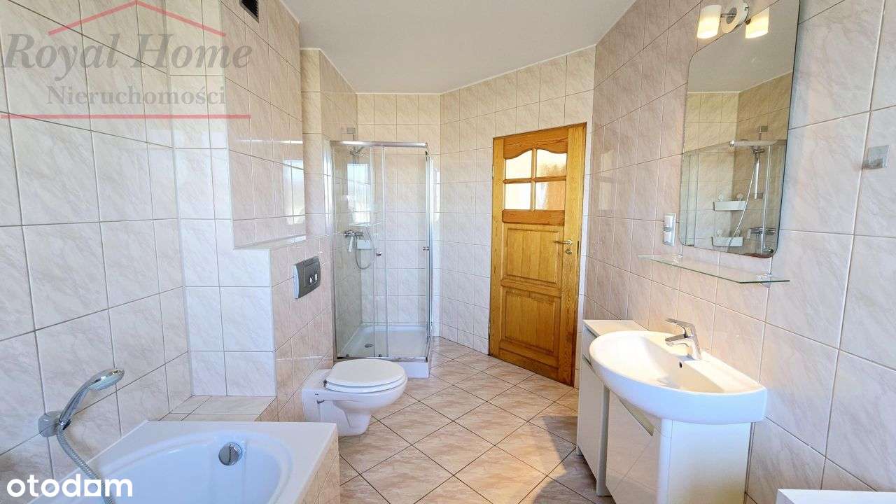 Przestronny, zadbany dom w zabudowie szeregowej.-13