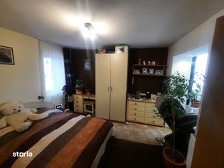Vand apartament 3 camere decomandate Milcov M15 - Satu Mare