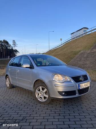 Volkswagen Polo 1.4 16V Comfortline - 5