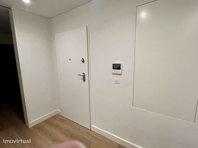 3 Apartamentos T2+1-23