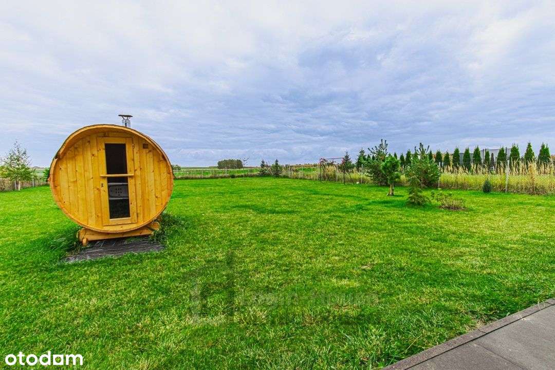 Nowoczesny,parterowy dom na przestronnej działce!-12