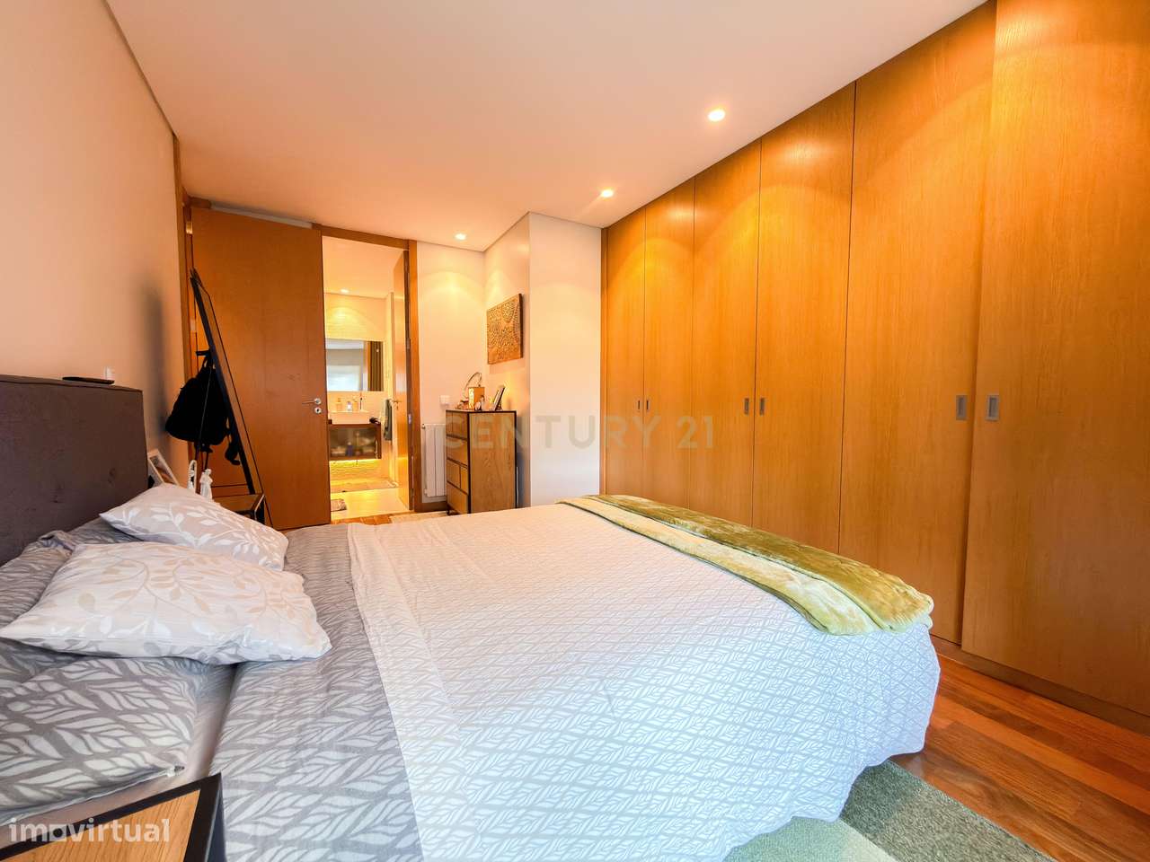 Apartamento T3+1 Duplex com 2 boxes, junto ao Mercadona-10