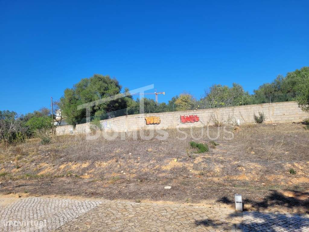 Lote para construção de prédio habitacional - Grande imagem: 3/6