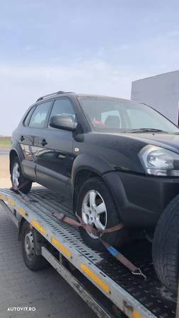 Dezmembram Hyundai Tucson 2.0 B 4x4 an fabr. 2006 - 1