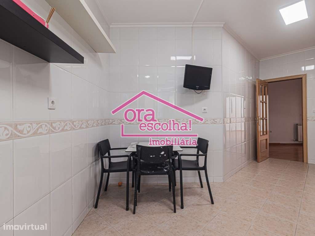 Apartamento T3 de 2001 Remodelado com Suíte, 113 m2 de área bruta p...-5