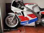 Yamaha FZR 1000 - 4