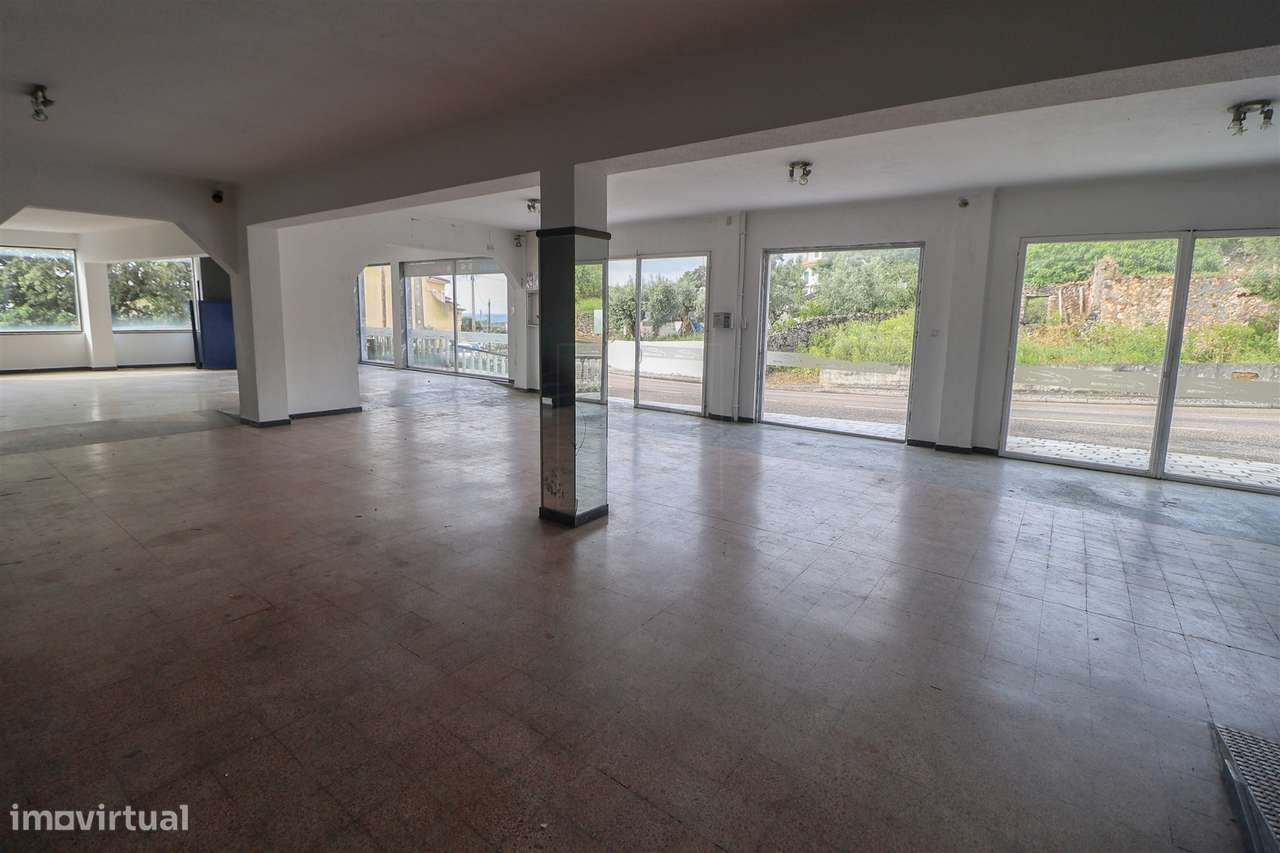 Moradia para Restaurar T9 Venda em Moitas Venda,Alcanena - Grande imagem: 3/14