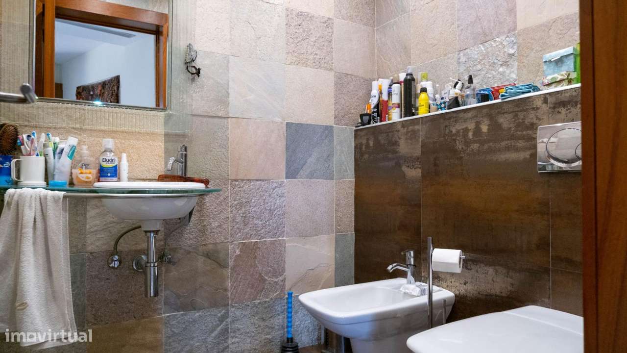 Moradia Térrea de 596m2 em Terreno de 10.000m2 | Paços de...-18