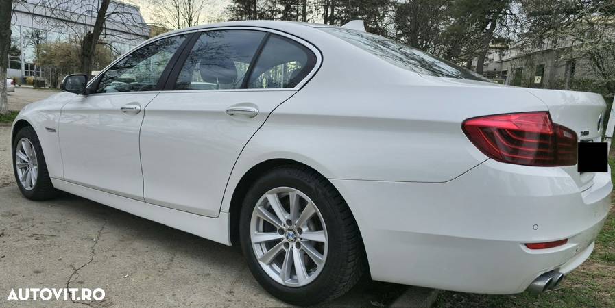 BMW Seria 5 520d xDrive AT - 15