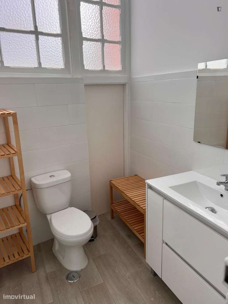 Quarto - localizado em Carcavelos Lisbon - Grande imagem: 3/6