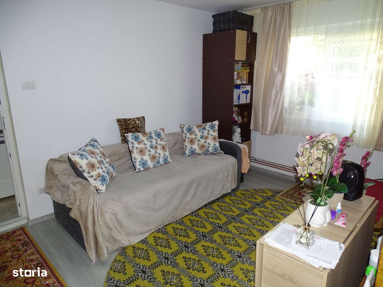 De vanzare apartament 2 camere in Florilor complet renovat-4