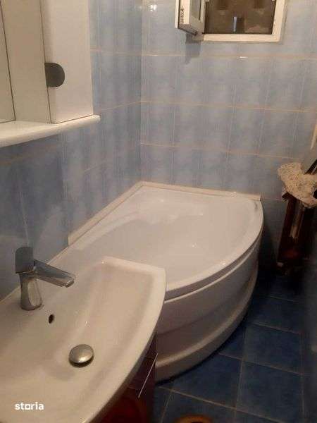 Inchiriez pe termen lung apartament 3 camere Mangalia - Imagine principală: 5/8