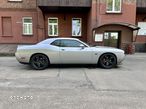 Dodge Challenger - 7