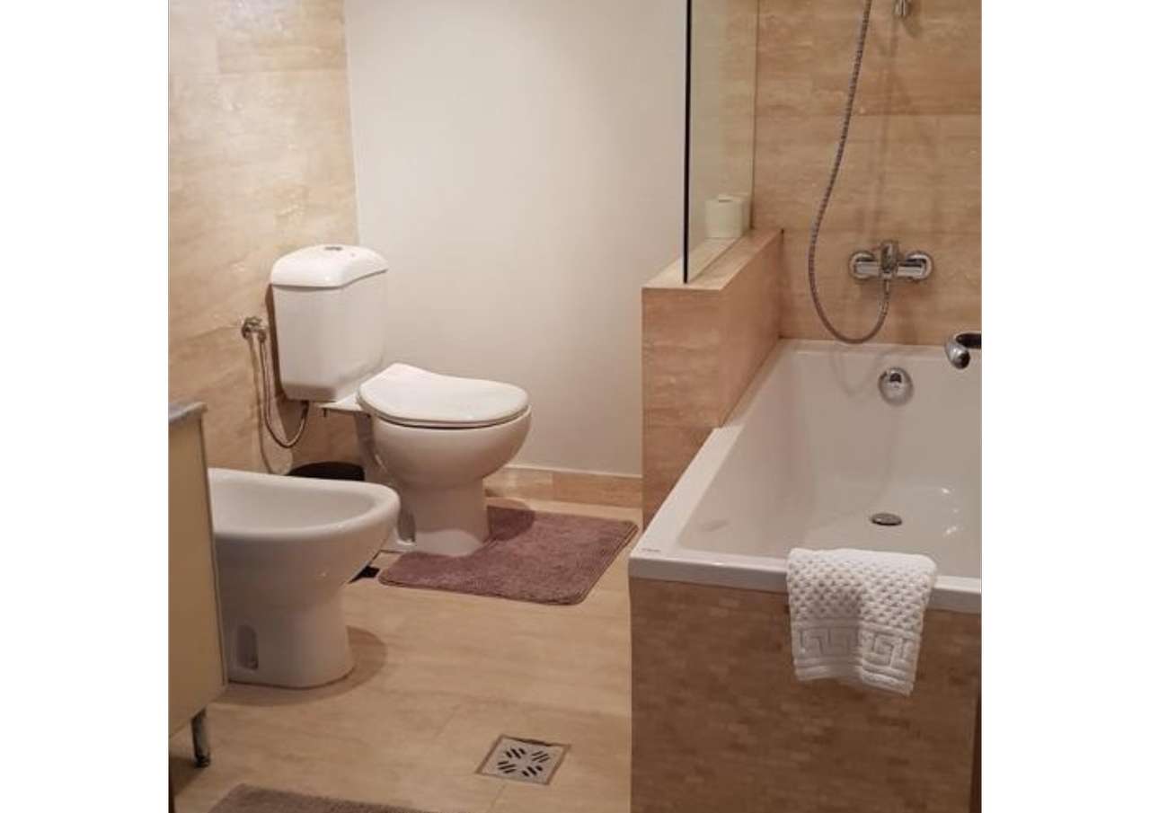 Vilă de vânzare în Mamaia Nord - PRET NEGOCIABIL - Imagine principală: 4/8