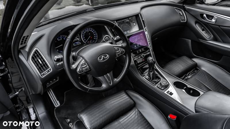 Infiniti Q50 - 11