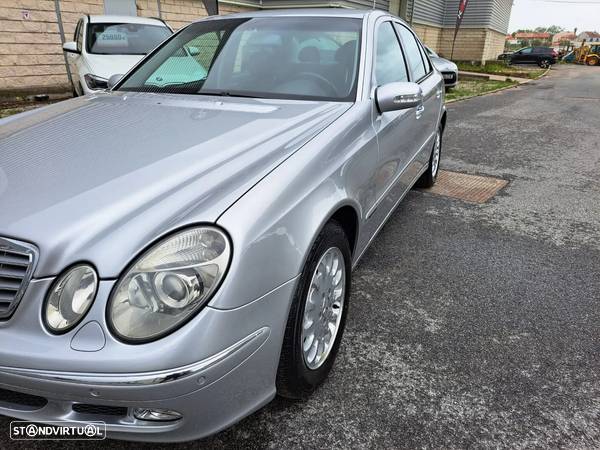 Mercedes-Benz E 200 K Elegance Aut. - 11