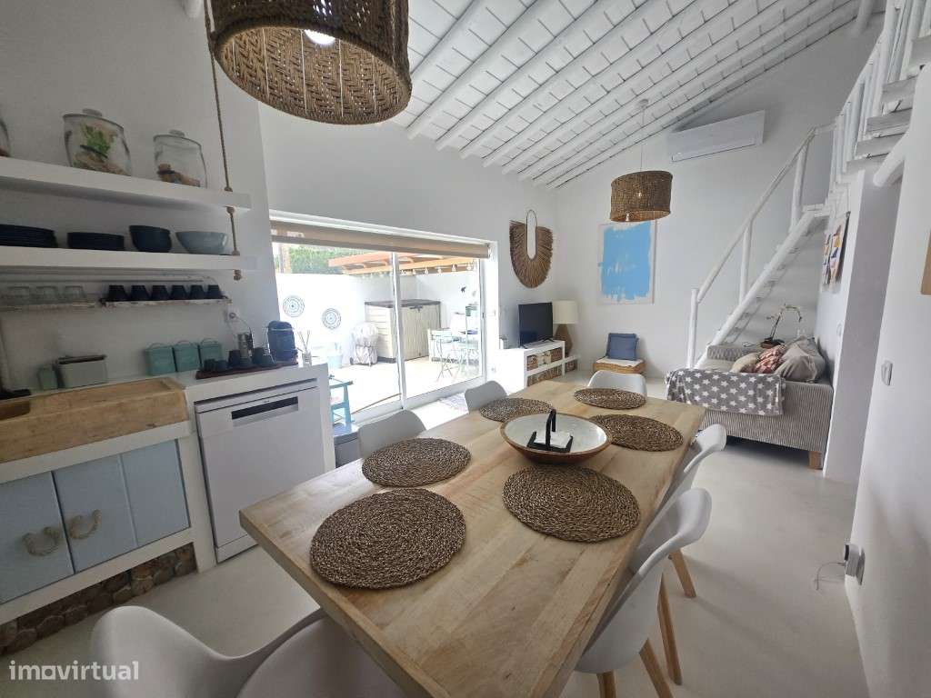 Simpática Moradia T2 com Piscina, perto da praia da Amieira - Grande imagem: 3/25