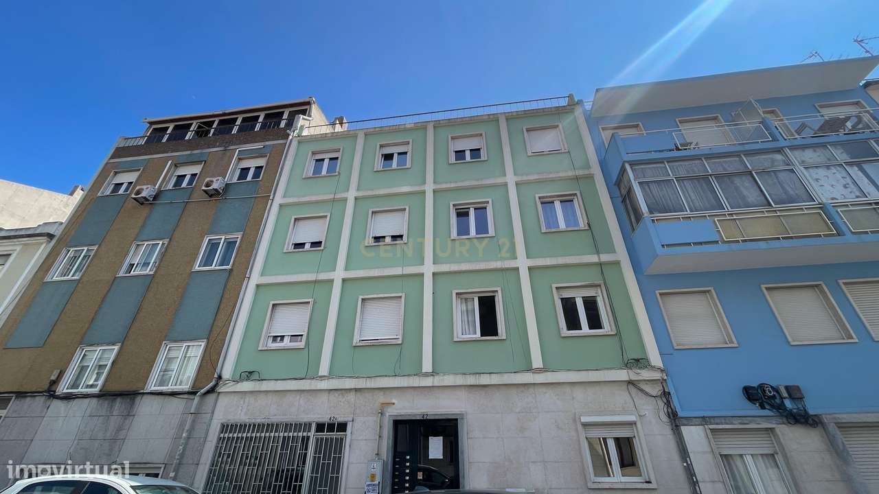 Apartamento T1 convertido em T2 - Remodelado - 10 min Metro-18