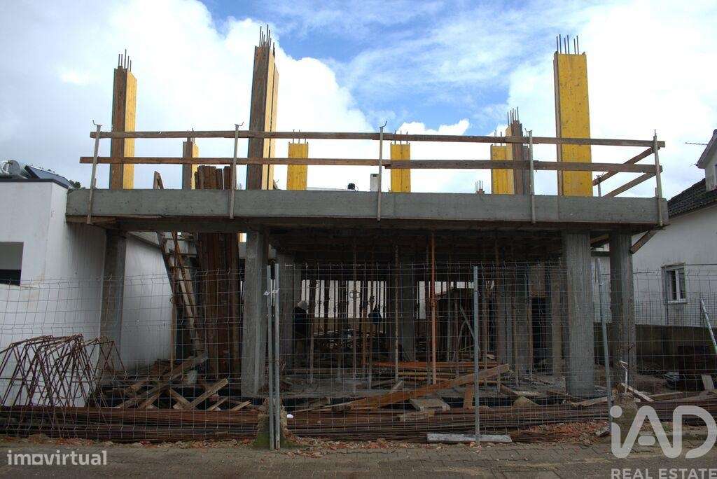 Casa T4 em Amora de 149,00 m2 - Grande imagem: 4/10