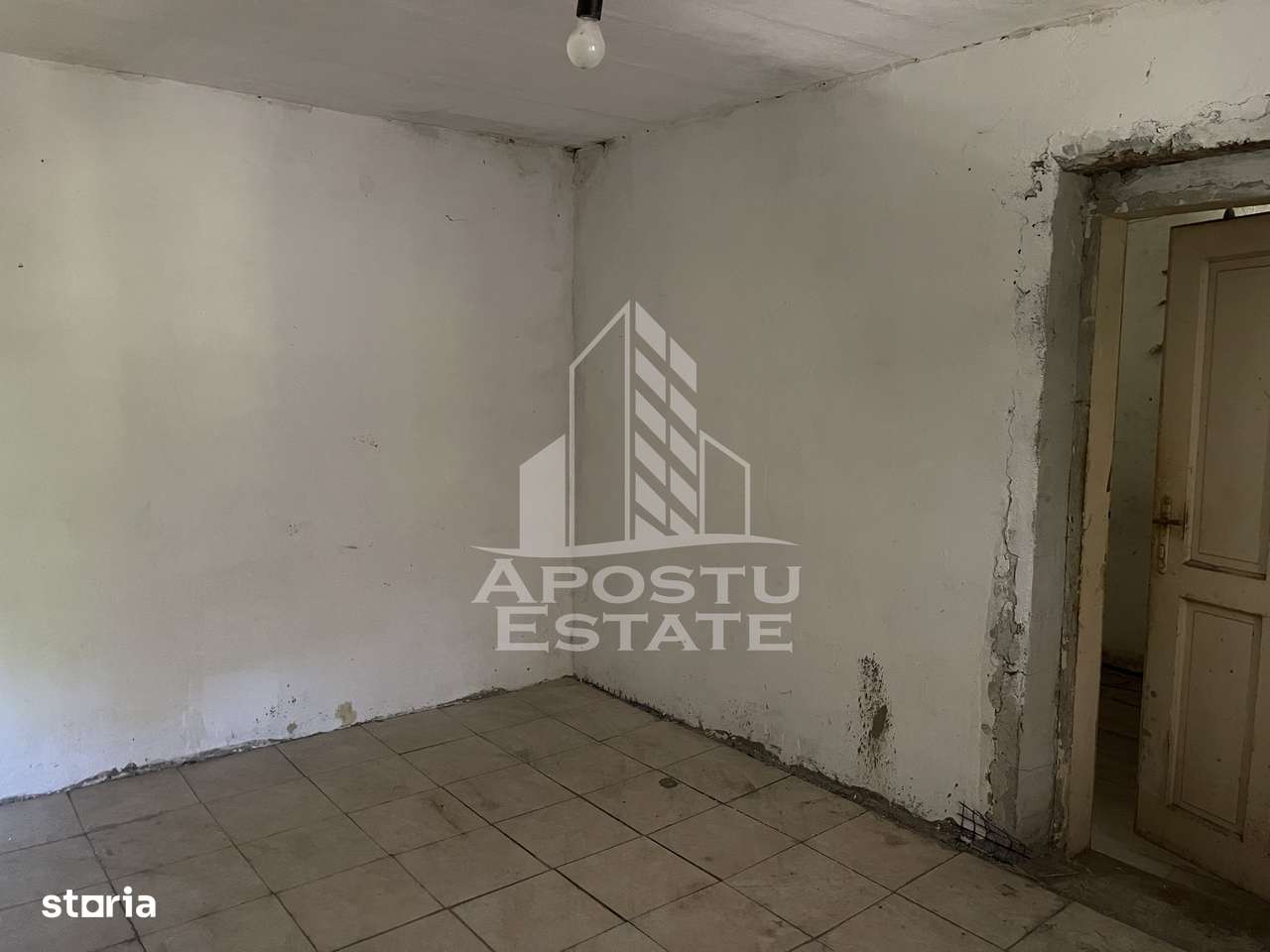 Casa cu etaj Ronat teren 750 mp - Imagine principală: 3/4