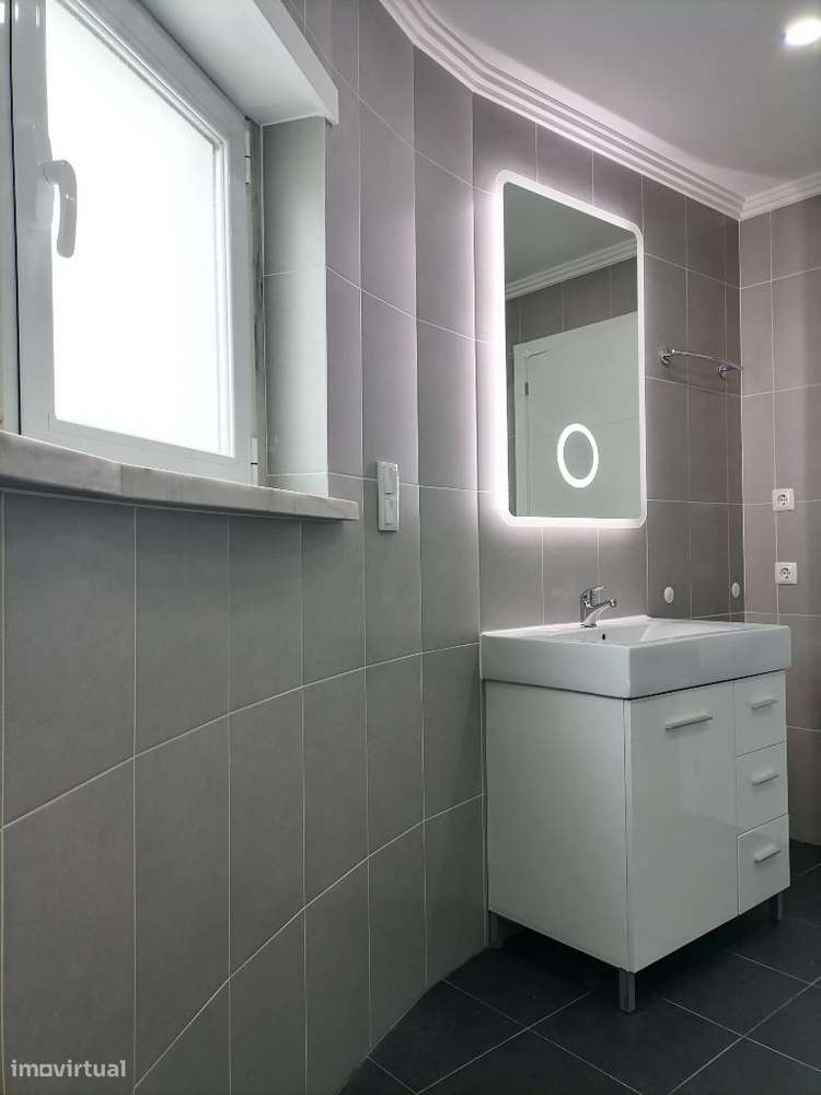 Moradia T3+1 Ericeira, Vista Mar, Remodelada, Como Nova, A Estrear.-33