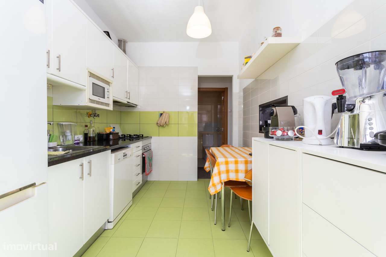 Apartamento T1+1 Estrada de Benfica - Grande imagem: 5/24