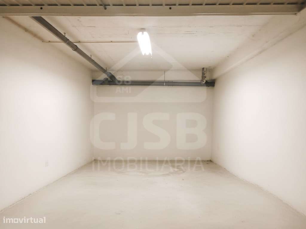 Apartamento T3 em Samora Correia-24