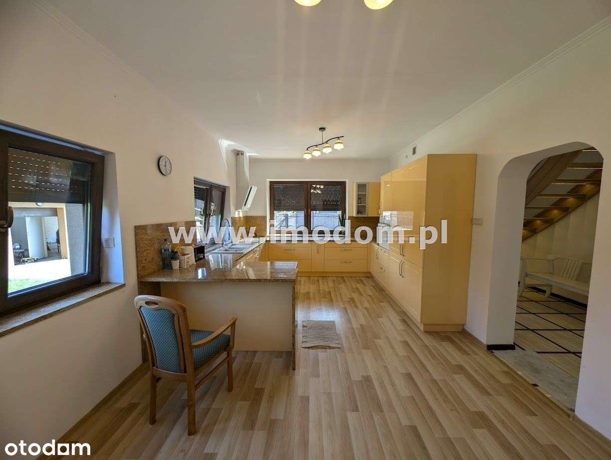 Duży dom w Strzegomiu !-8