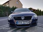 Volkswagen Passat 2.0 TDI DPF BlueMot Trendline - 4