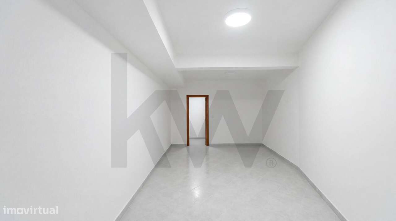 Loja Ampla e Versátil de 90m2 – Póvoa de Santo Adrião, Rua Bartolomeu - Grande imagem: 5/15