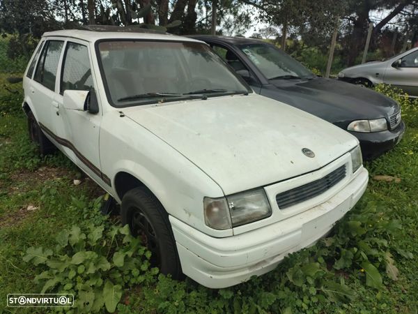 Opel Corsa A Para Peças - 1