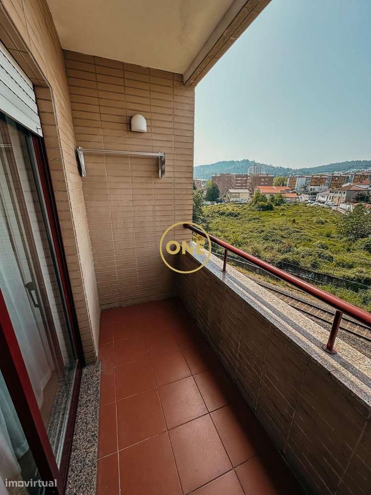 Apartamento T2 no centro de Valongo-16