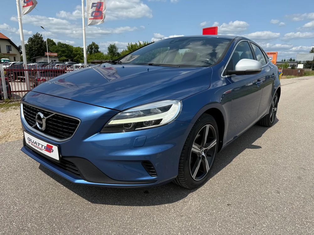 Volvo V40 II (2012-) D2 Drive-E R-Design Momentum 2016