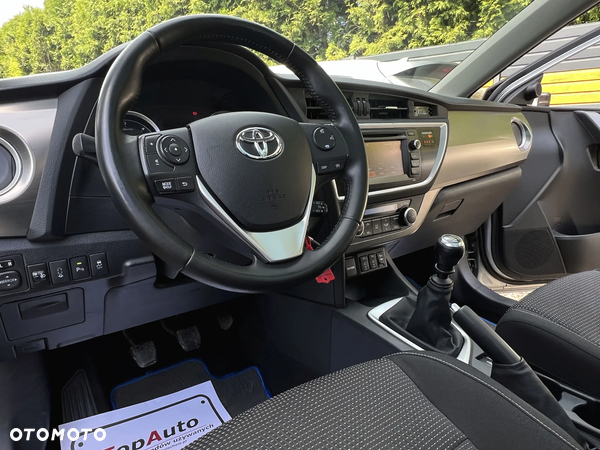 Toyota Auris 2.0 D-4D Premium Comfort - 20