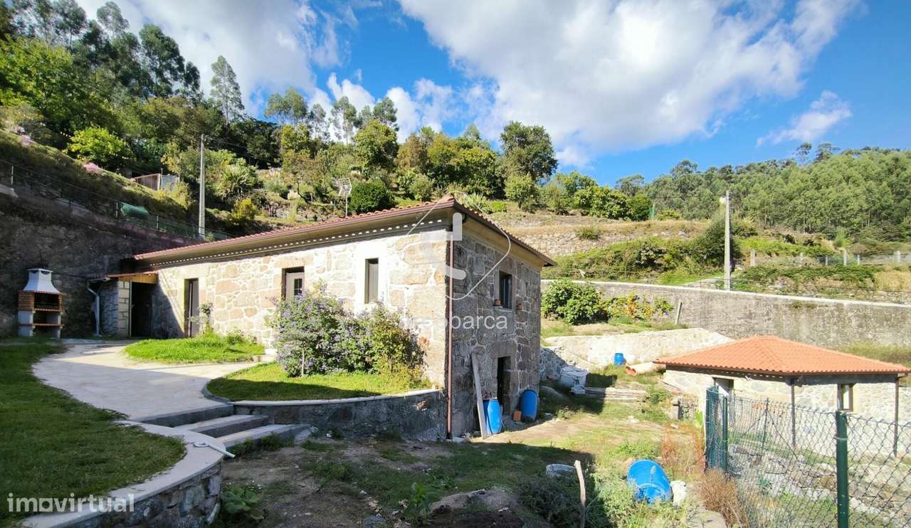 Moradia rústica com 750m2 de terreno, Labrujó - Ponte de Lima - Grande imagem: 2/33