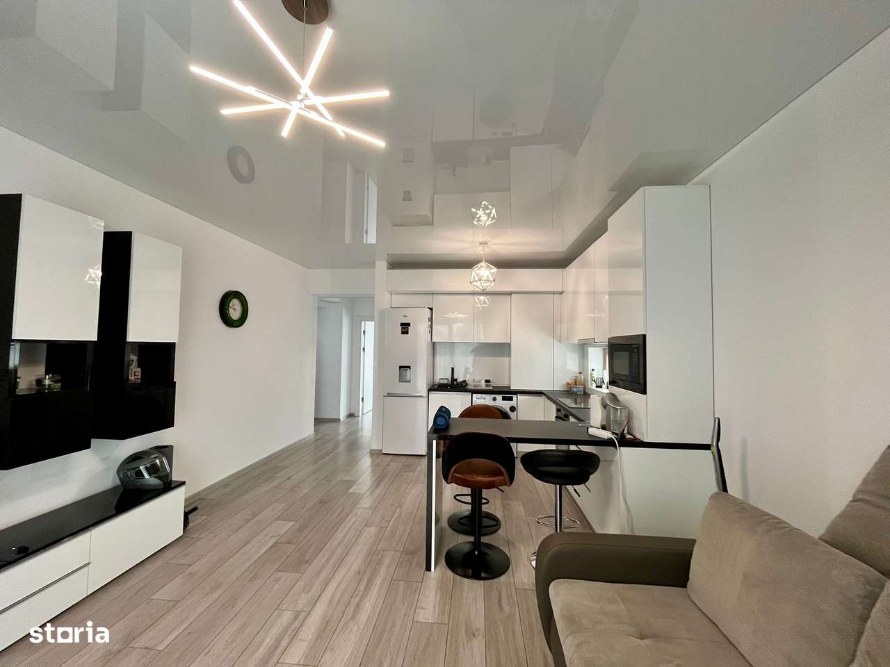 Apartament 2 camere mobilat utilat parcare boxa Mamaia Nord LIDL-4