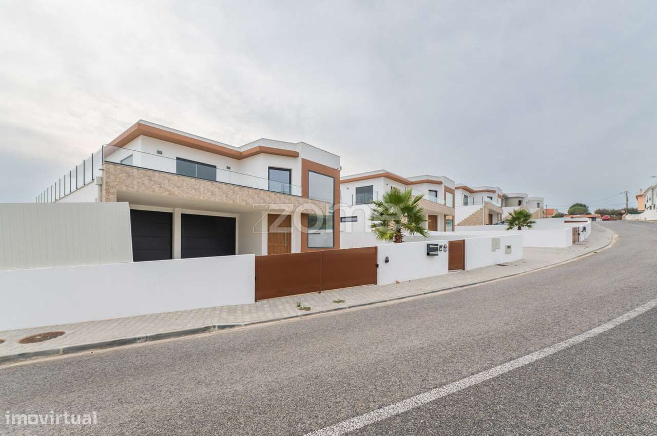 Moradia T4 com psicina - Grande imagem: 5/60