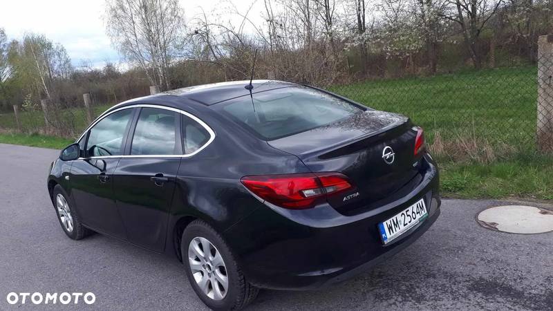 Opel Astra - 19