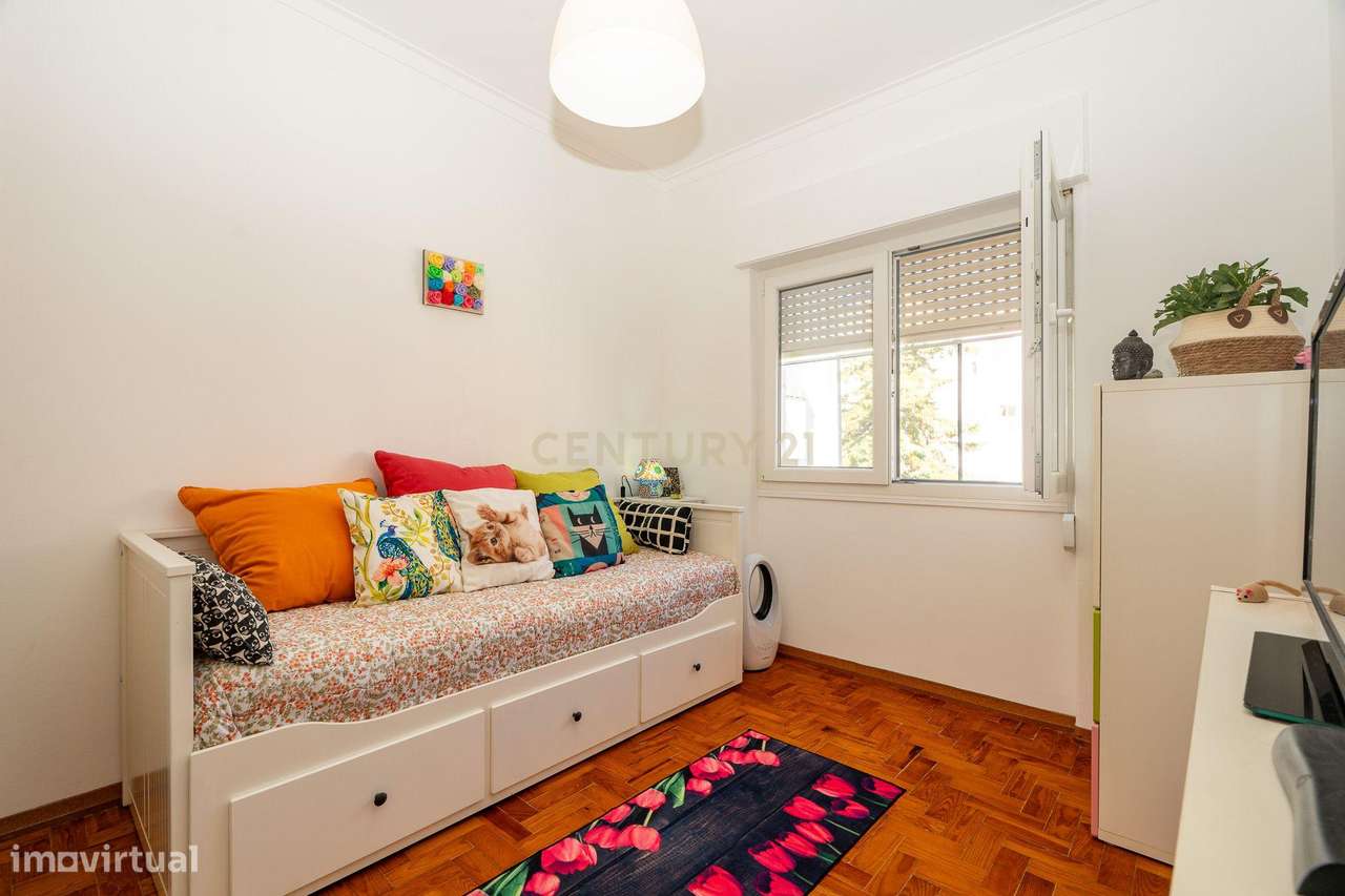 Apartamento T2 em Lisboa com Excelente Localização e Conforto-15