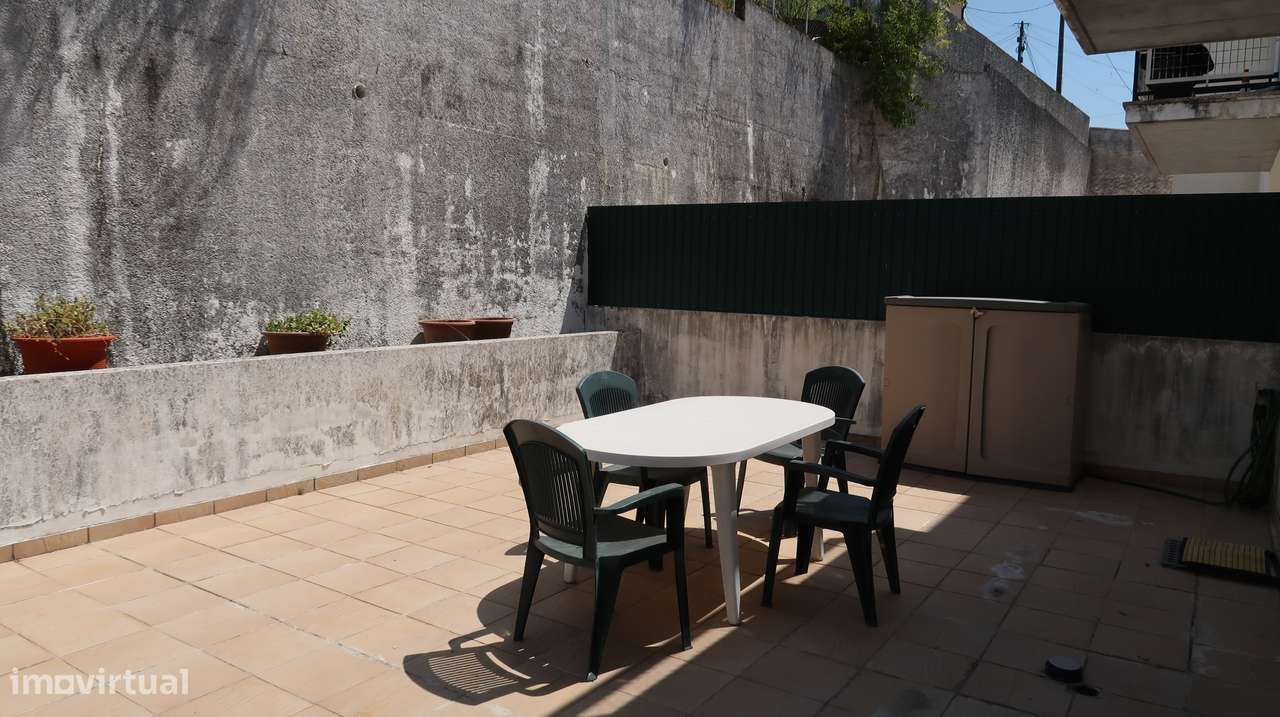 Quarto em S. Martinho do Bispo para rapariga, localização privilegiada - Grande imagem: 5/9