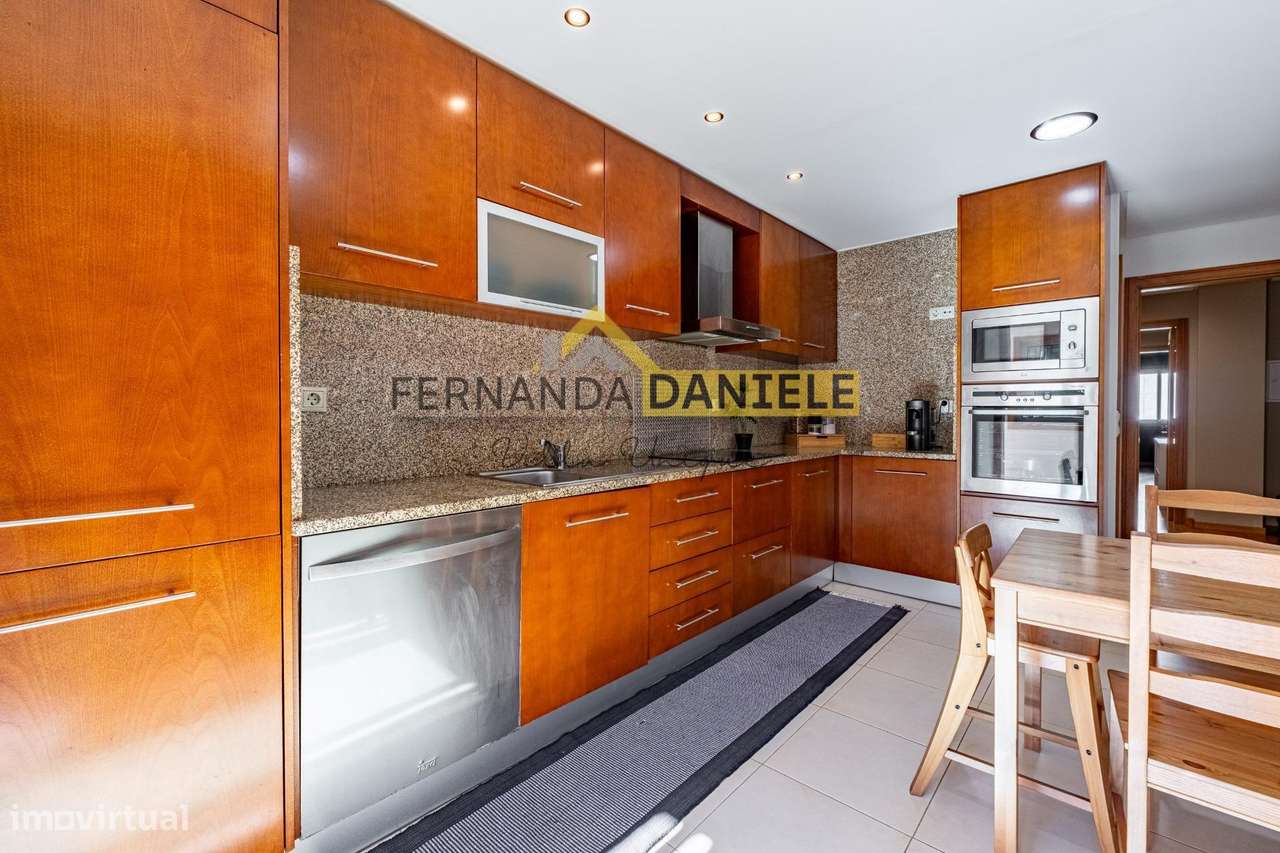 EXCELENTE APARTAMENTO T3 PASSIONISTAS - FEIRA!-14