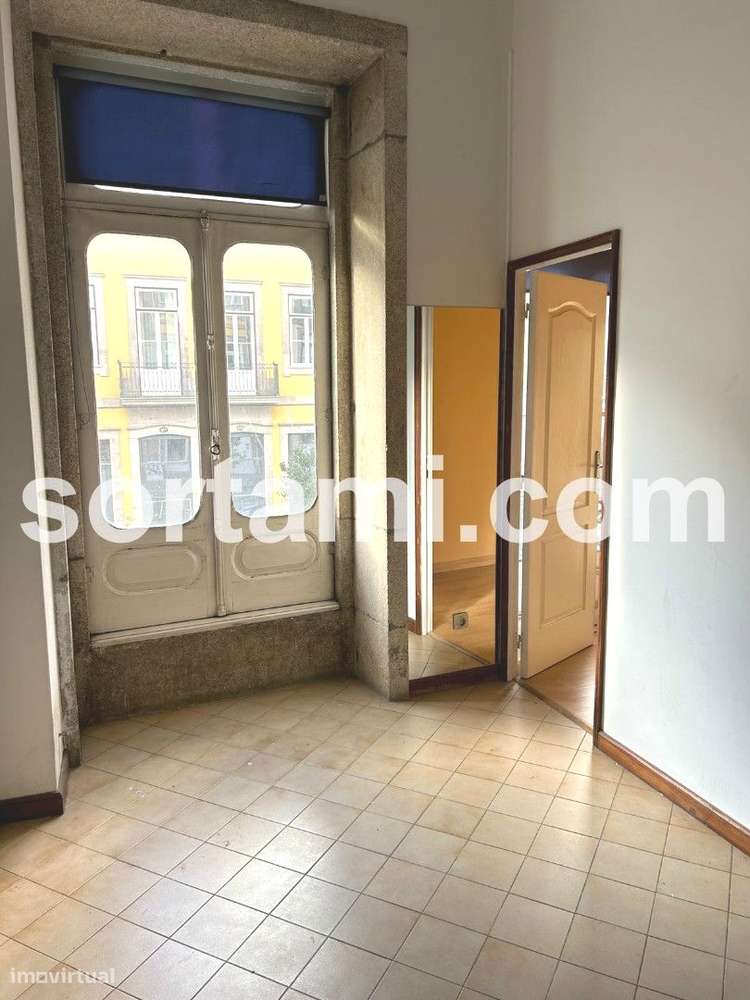 Prédio  Venda em Cedofeita, Santo Ildefonso, Sé, Miragaia, São Nicolau - Grande imagem: 2/9