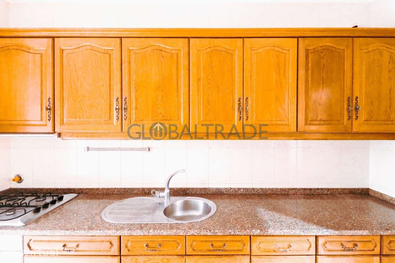 Apartamento T1 Renovado ao centro de Canelas - Grande imagem: 3/36