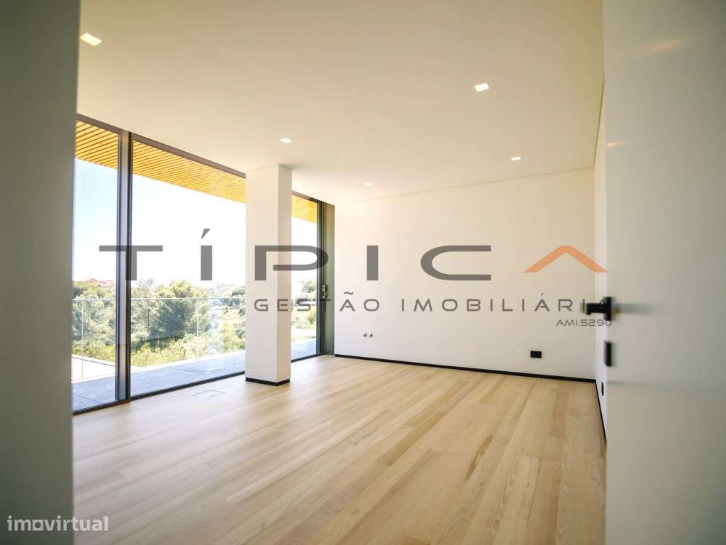 Moradia LUXO Condomínio Privado-23